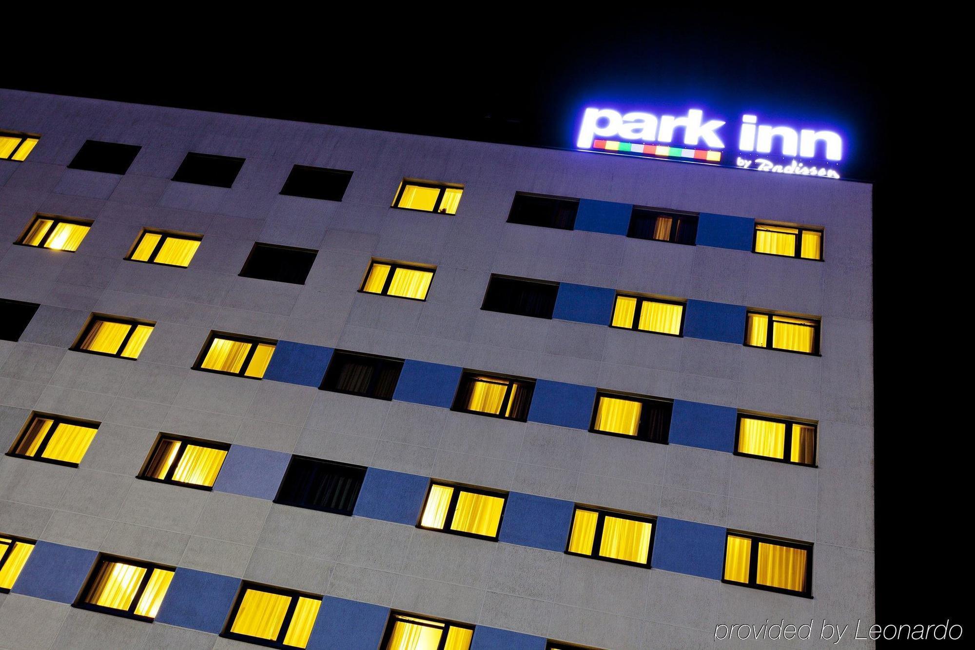 Green Park Hotel VNO Kültér fotó